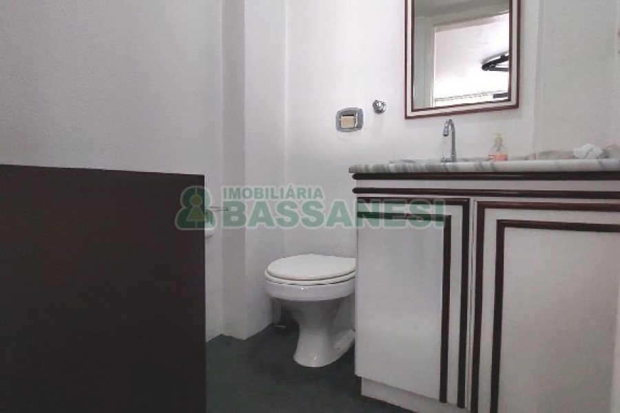 Loja com 80m², no bairro Centro em Caxias do Sul para Alugar