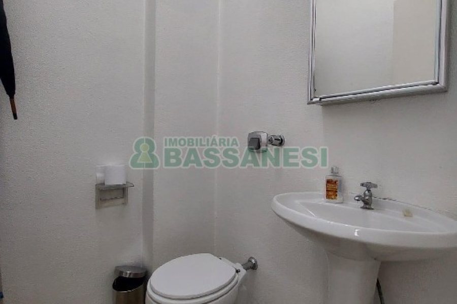 Loja com 80m², no bairro Centro em Caxias do Sul para Alugar