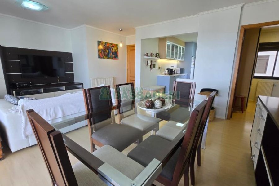 Apartamento com 110m², 3 dormitórios, 2 vagas, no bairro Lourdes em Caxias do Sul para Comprar