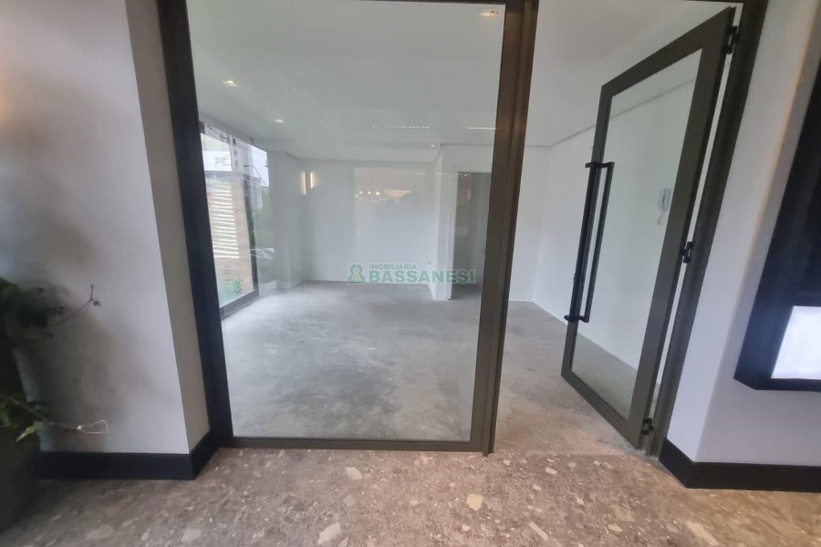 Loja com 35m², no bairro Exposição em Caxias do Sul para Alugar