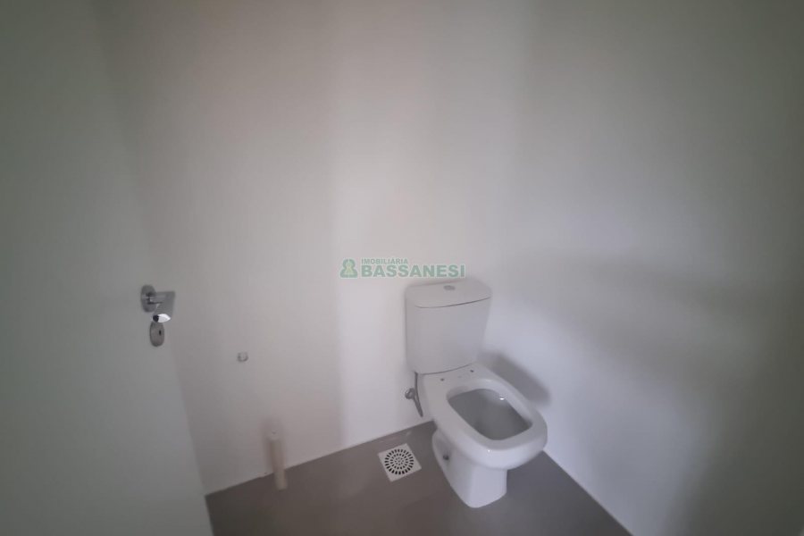 Loja com 35m², no bairro Exposição em Caxias do Sul para Alugar