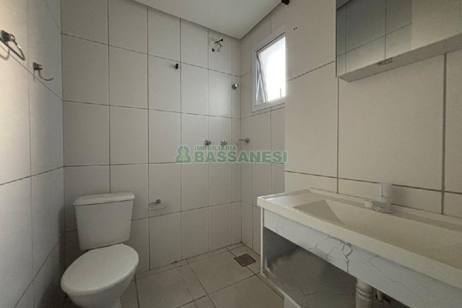Apartamento com 43m², 2 dormitórios, no bairro Desvio Rizzo em Caxias do Sul para Alugar