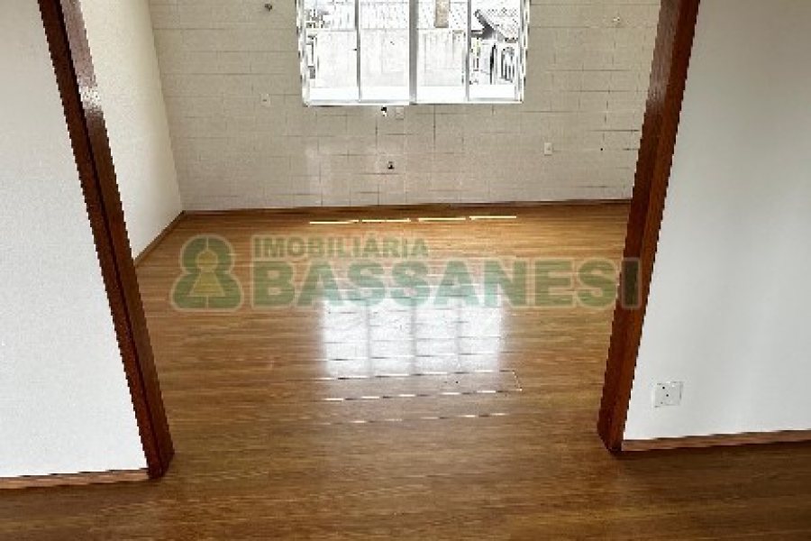 Apartamento com 190m², 3 dormitórios, 2 vagas, no bairro Cruzeiro em Caxias do Sul para Alugar