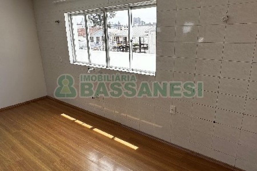 Apartamento com 190m², 3 dormitórios, 2 vagas, no bairro Cruzeiro em Caxias do Sul para Alugar