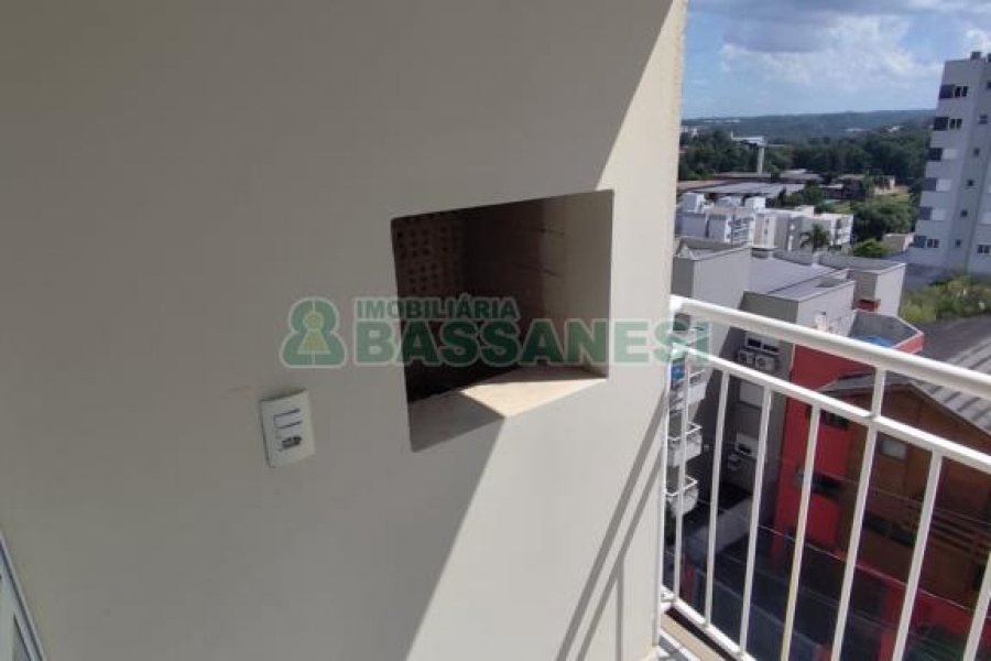 Apartamento com 48m², 2 dormitórios, 1 vaga, no bairro Vinhedos em Caxias do Sul para Alugar ou Comprar