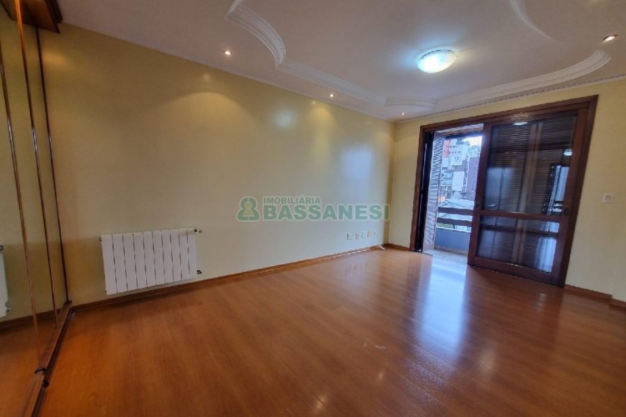 Apartamento com 307m², 4 dormitórios, 3 vagas, no bairro Cristo Redentor em Caxias do Sul para Alugar