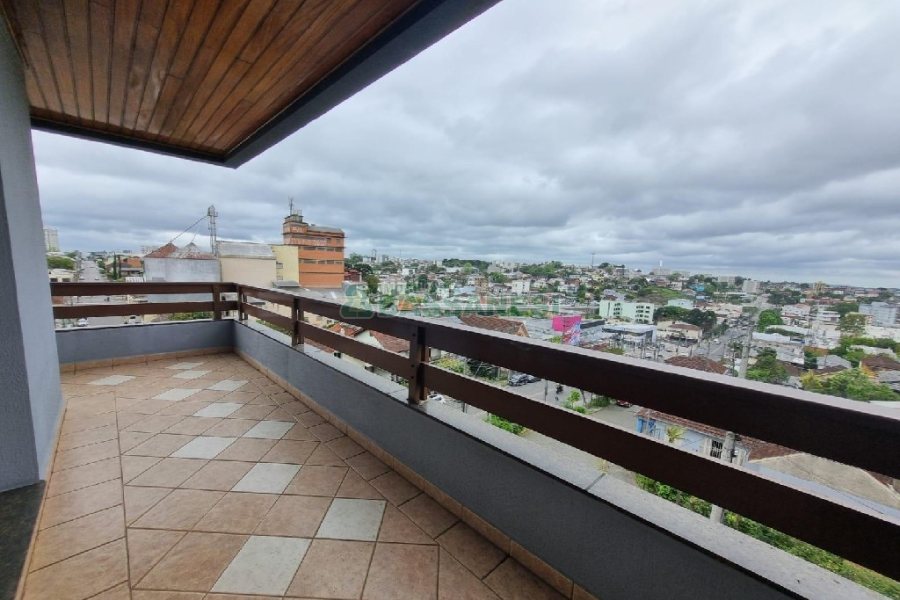 Apartamento com 307m², 4 dormitórios, 3 vagas, no bairro Cristo Redentor em Caxias do Sul para Alugar