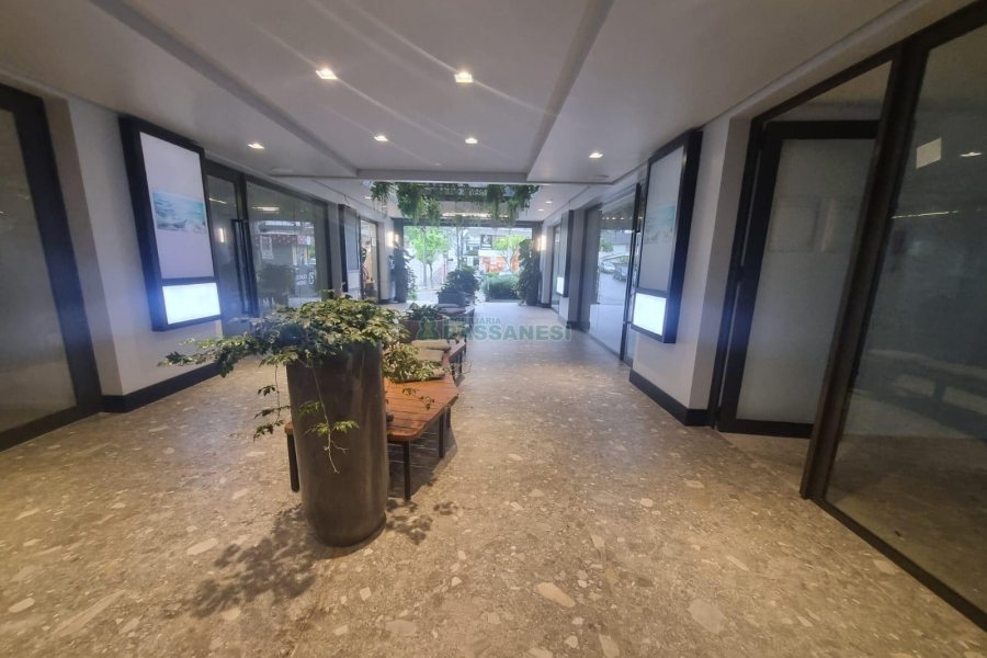 Loja com 35m², no bairro Exposição em Caxias do Sul para Alugar