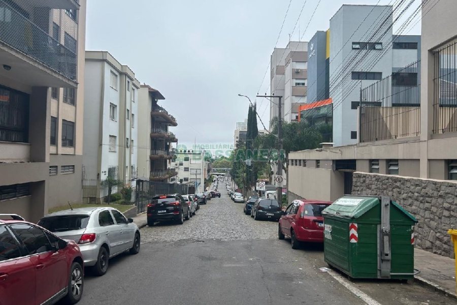 Sala Mobiliada com 160m², 5 vagas, no bairro Exposição em Caxias do Sul para Alugar