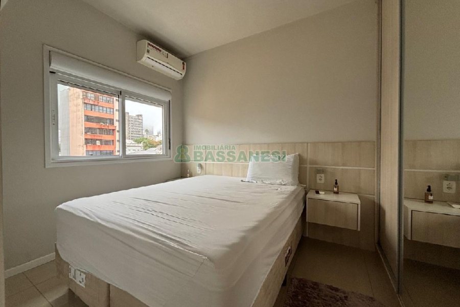 Apto Mobiliado com 52m², 1 dormitório, 1 vaga, no bairro Centro em Caxias do Sul para Alugar