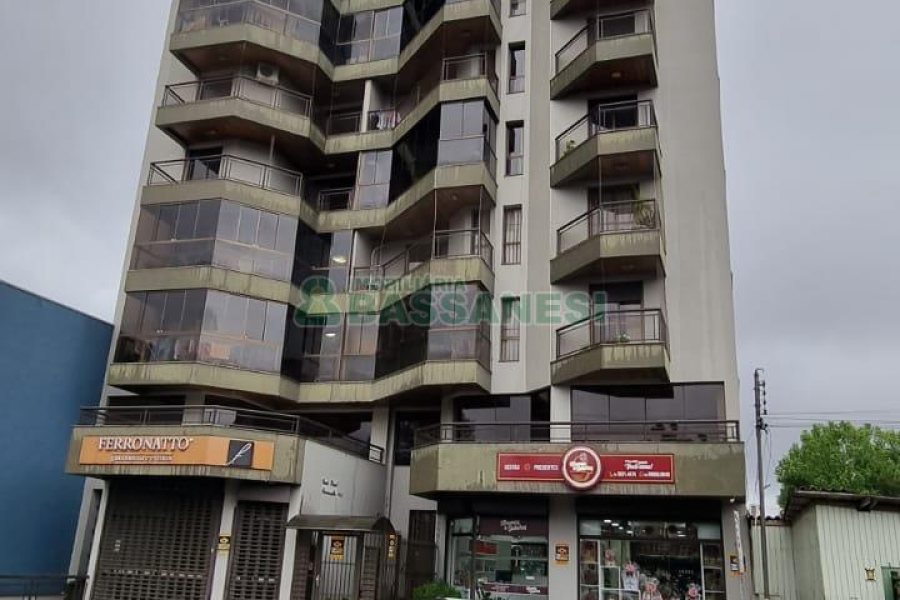 Apartamento com 92m², 2 dormitórios, 1 vaga, no bairro Santa Catarina em Caxias do Sul para Comprar