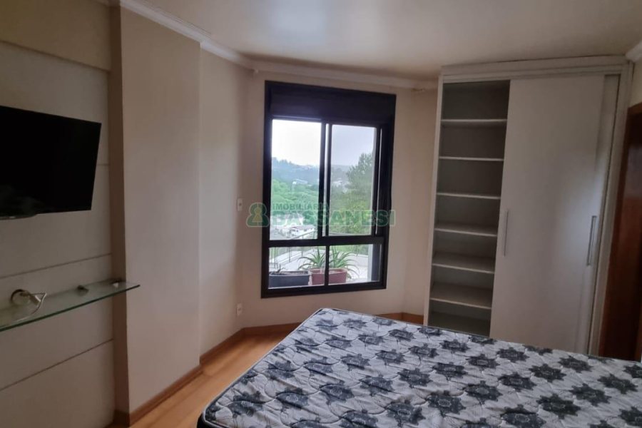 Apartamento com 92m², 2 dormitórios, 1 vaga, no bairro Santa Catarina em Caxias do Sul para Comprar