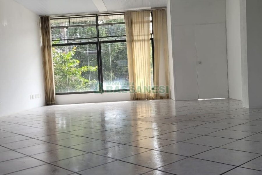 Loja com 109m², no bairro Floresta em Caxias do Sul para Alugar