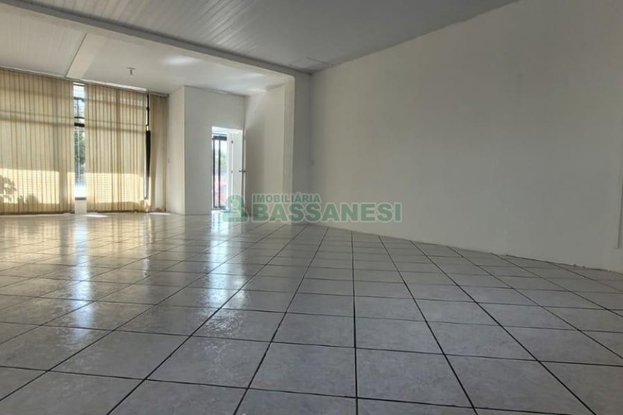 Loja com 109m², no bairro Floresta em Caxias do Sul para Alugar