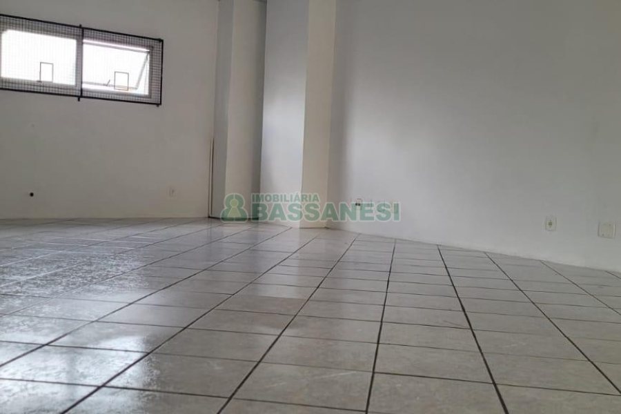 Loja com 109m², no bairro Floresta em Caxias do Sul para Alugar