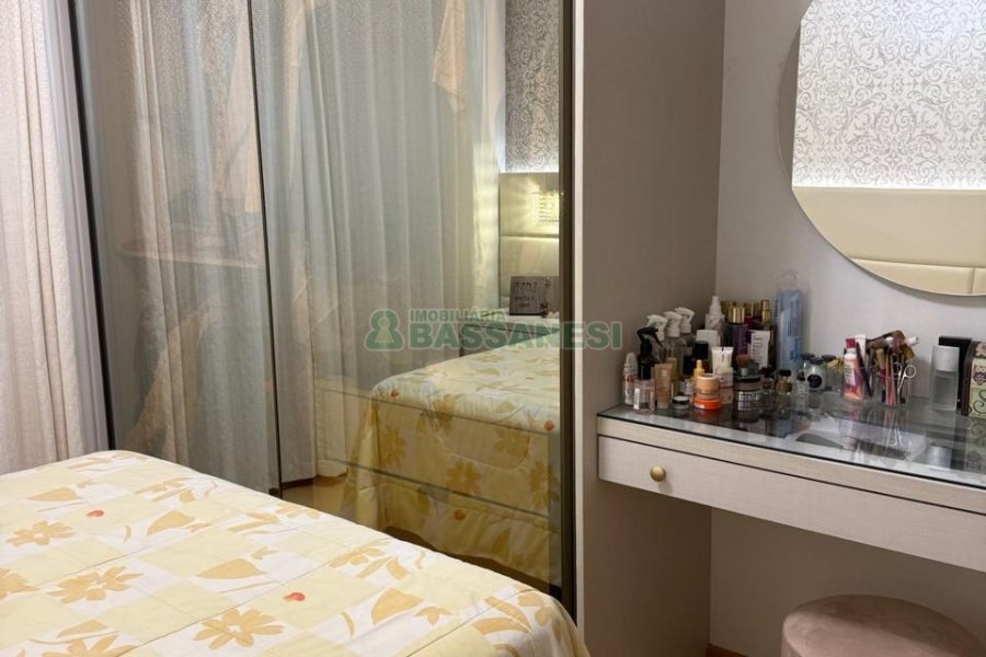 Apartamento com 75m², 2 dormitórios, 1 vaga, no bairro Universitário em Caxias do Sul para Alugar