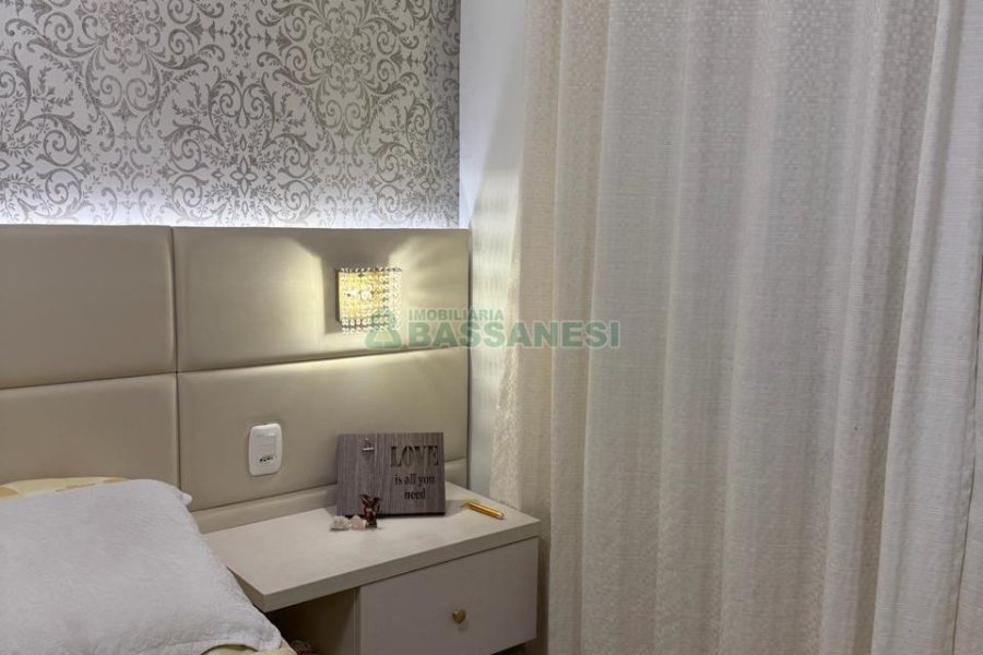 Apartamento com 75m², 2 dormitórios, 1 vaga, no bairro Universitário em Caxias do Sul para Alugar
