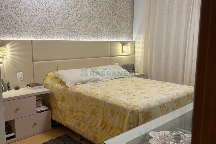 Apartamento com 75m², 2 dormitórios, 1 vaga, no bairro Universitário em Caxias do Sul para Alugar