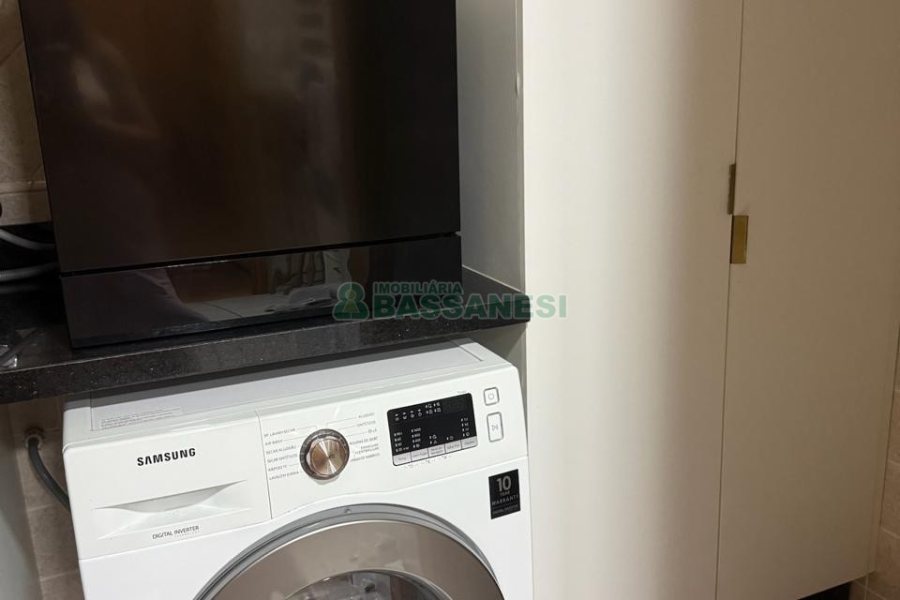 Apartamento com 75m², 2 dormitórios, 1 vaga, no bairro Universitário em Caxias do Sul para Alugar
