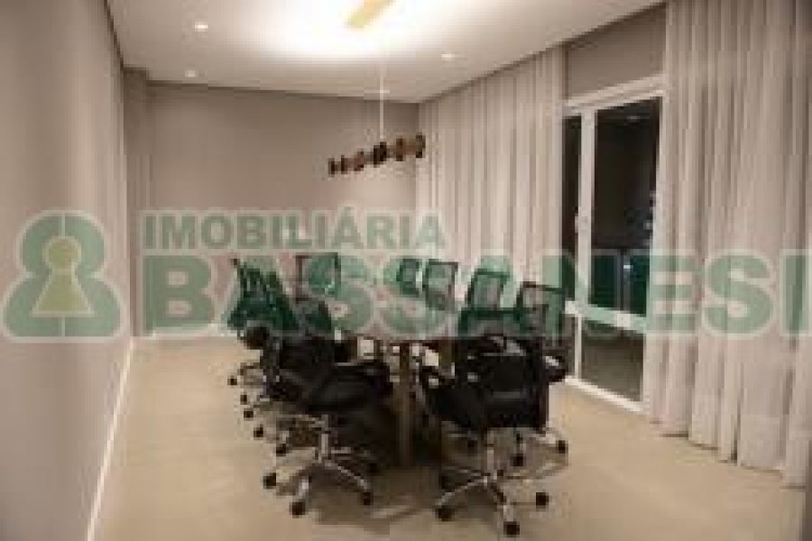 Apto Mobiliado com 110m², 3 dormitórios, 2 vagas, no bairro Petrópolis em Caxias do Sul para Alugar