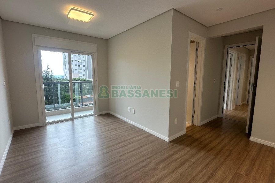 Apto Mobiliado com 110m², 3 dormitórios, 2 vagas, no bairro Petrópolis em Caxias do Sul para Alugar