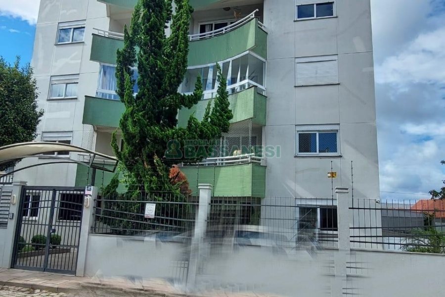 Apto Mobiliado com 113m², 2 dormitórios, 2 vagas, no bairro Rio Branco em Caxias do Sul para Alugar