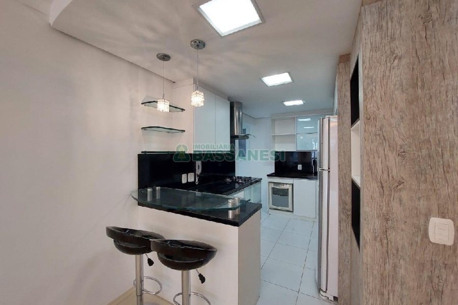 Apto Mobiliado com 113m², 2 dormitórios, 2 vagas, no bairro Rio Branco em Caxias do Sul para Alugar