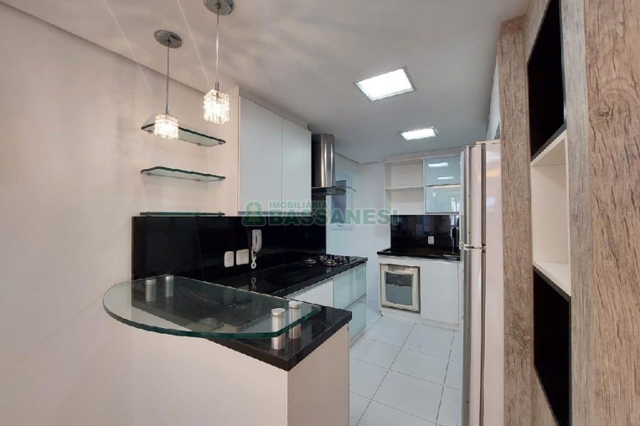 Apto Mobiliado com 113m², 2 dormitórios, 2 vagas, no bairro Rio Branco em Caxias do Sul para Alugar