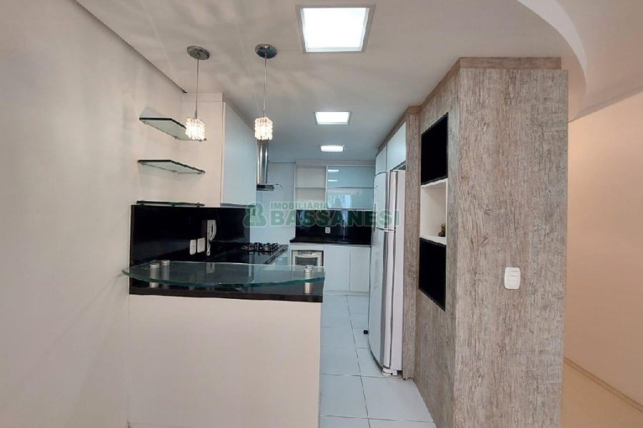 Apto Mobiliado com 113m², 2 dormitórios, 2 vagas, no bairro Rio Branco em Caxias do Sul para Alugar