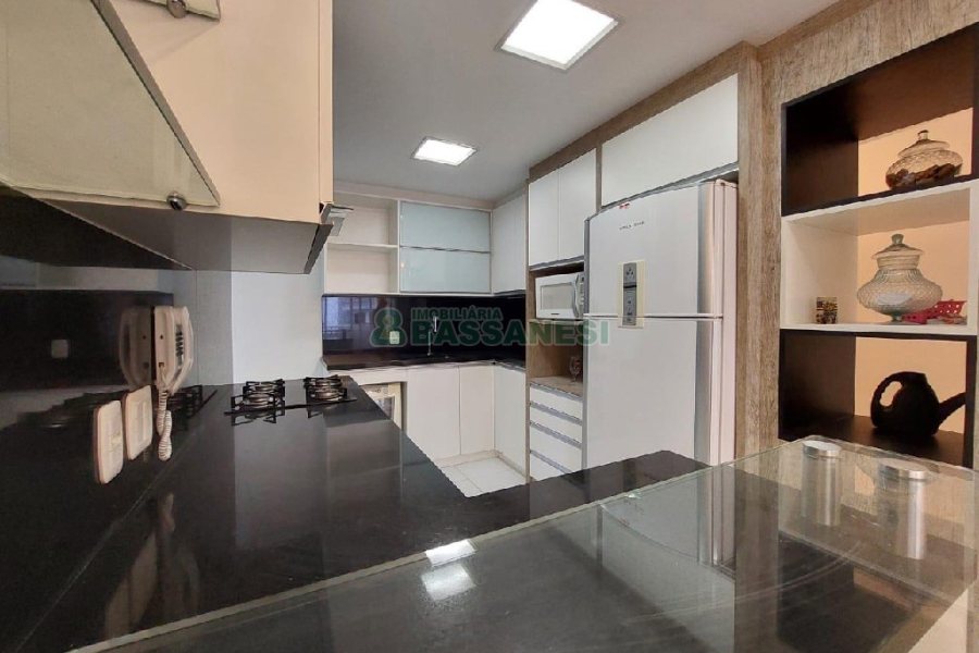 Apto Mobiliado com 113m², 2 dormitórios, 2 vagas, no bairro Rio Branco em Caxias do Sul para Alugar