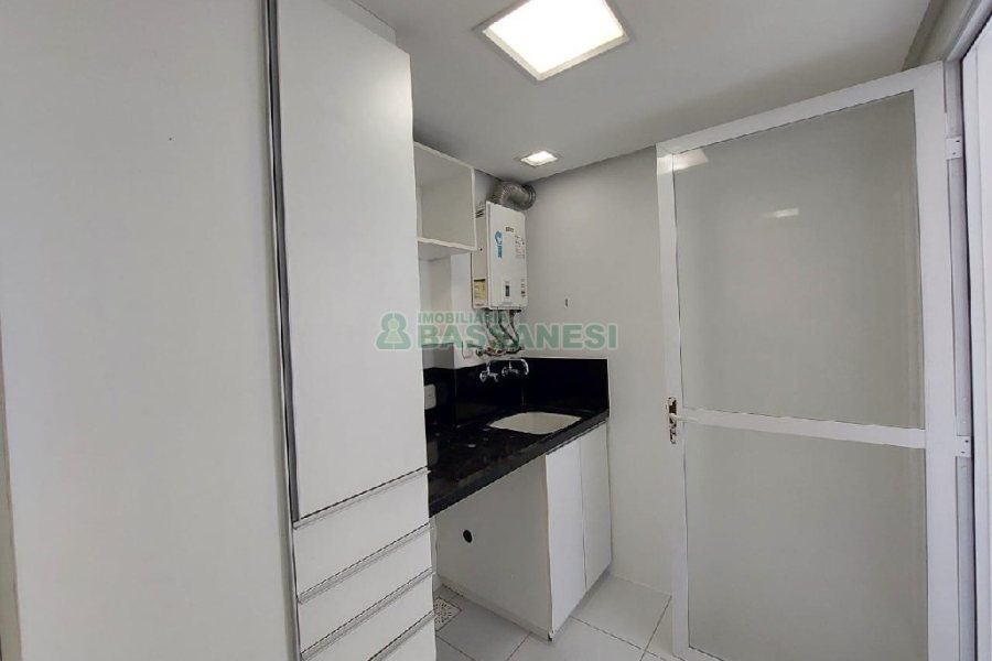 Apto Mobiliado com 113m², 2 dormitórios, 2 vagas, no bairro Rio Branco em Caxias do Sul para Alugar