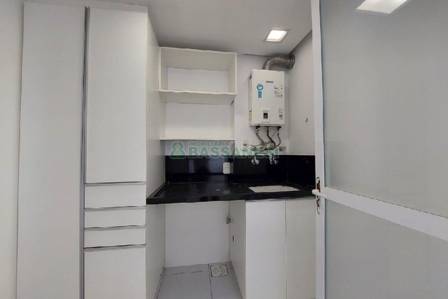 Apto Mobiliado com 113m², 2 dormitórios, 2 vagas, no bairro Rio Branco em Caxias do Sul para Alugar