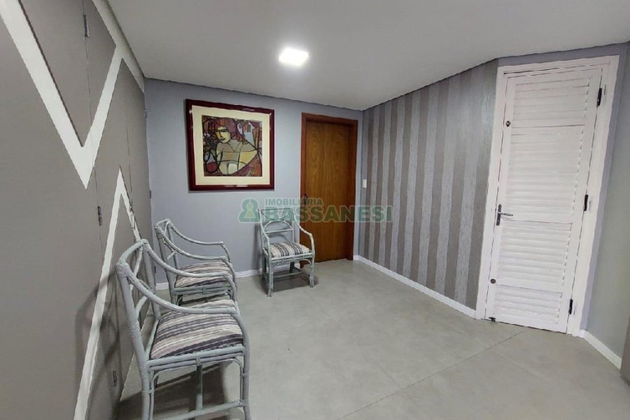 Apartamento com 150m², 3 dormitórios, 3 vagas, no bairro Exposição em Caxias do Sul para Alugar