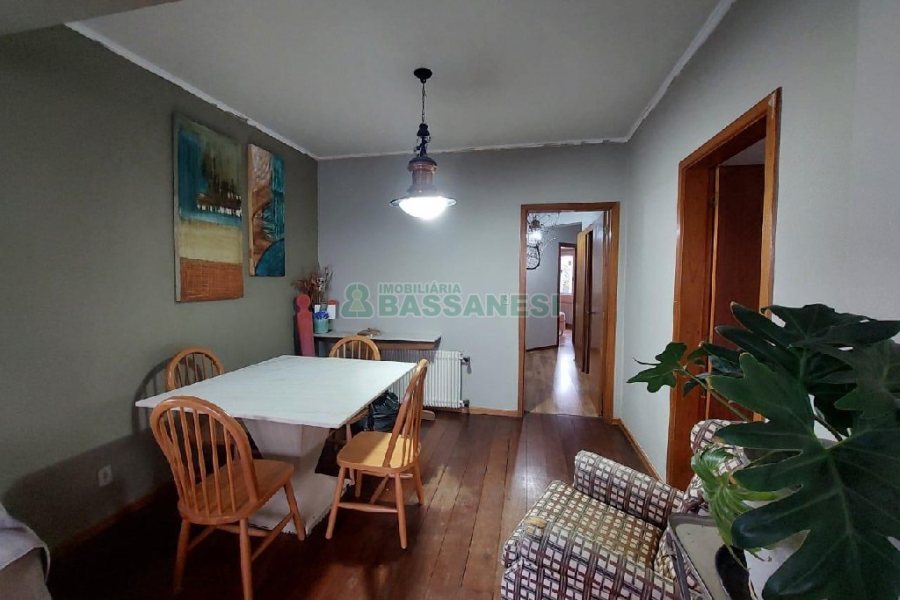 Apartamento com 150m², 3 dormitórios, 3 vagas, no bairro Exposição em Caxias do Sul para Alugar