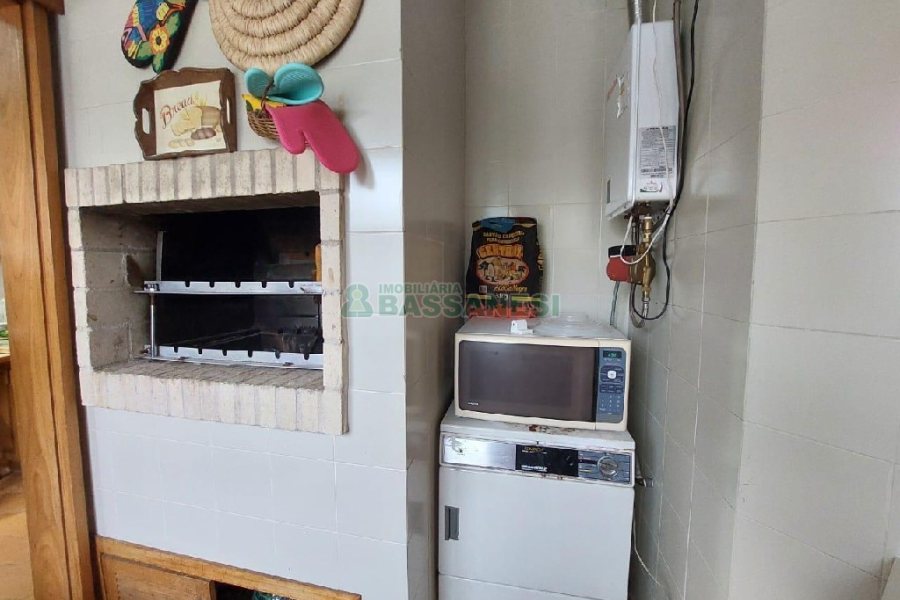 Apartamento com 150m², 3 dormitórios, 3 vagas, no bairro Exposição em Caxias do Sul para Alugar