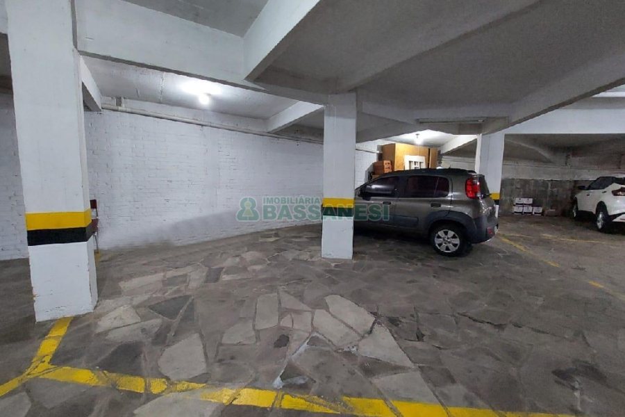 Apartamento com 150m², 3 dormitórios, 3 vagas, no bairro Exposição em Caxias do Sul para Alugar