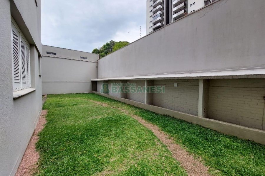 Apartamento com 150m², 3 dormitórios, 3 vagas, no bairro Exposição em Caxias do Sul para Alugar