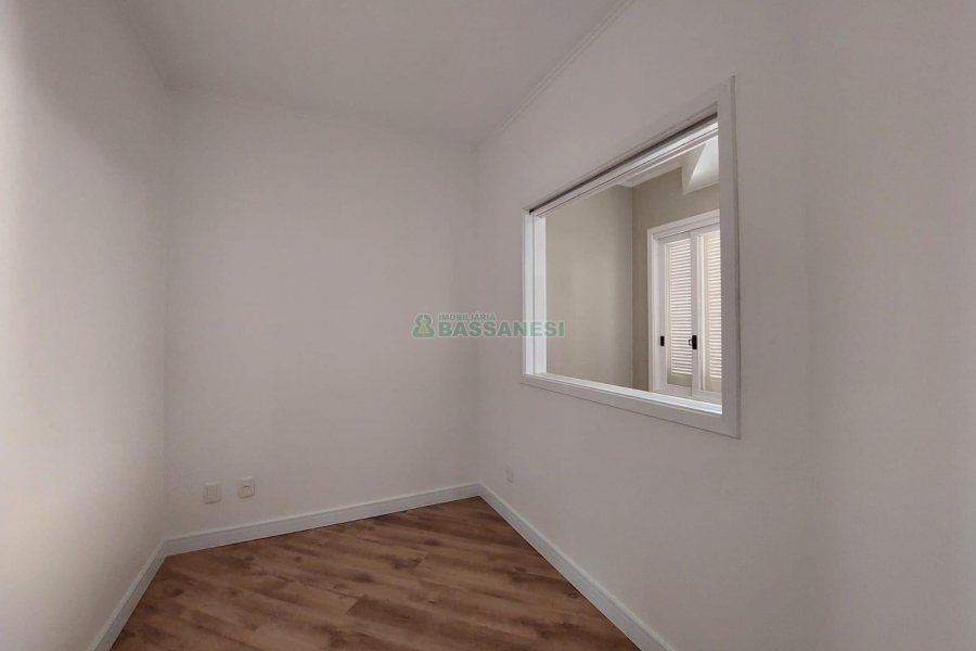 Apartamento com 150m², 3 dormitórios, 3 vagas, no bairro Exposição em Caxias do Sul para Alugar