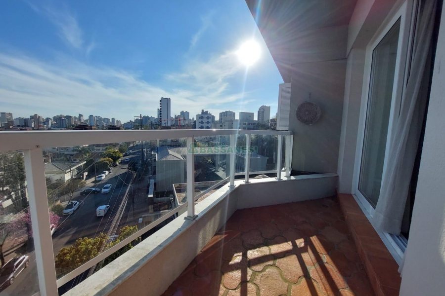 Apartamento com 150m², 3 dormitórios, 3 vagas, no bairro Exposição em Caxias do Sul para Alugar
