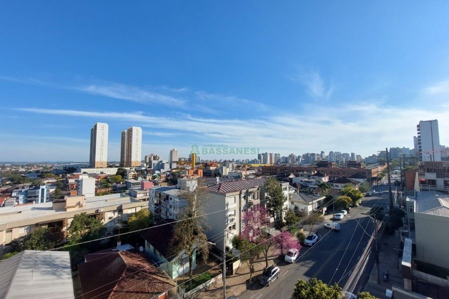 Apartamento com 150m², 3 dormitórios, 3 vagas, no bairro Exposição em Caxias do Sul para Alugar