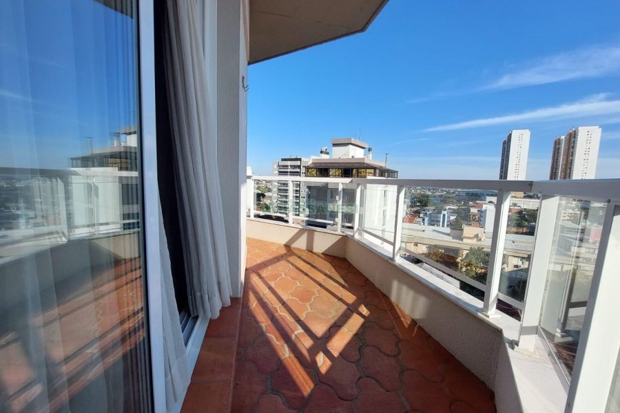 Apartamento com 150m², 3 dormitórios, 3 vagas, no bairro Exposição em Caxias do Sul para Alugar