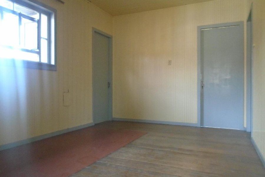 Casa com 179m², 4 dormitórios, 1 vaga, no bairro Bela Vista em Caxias do Sul para Comprar