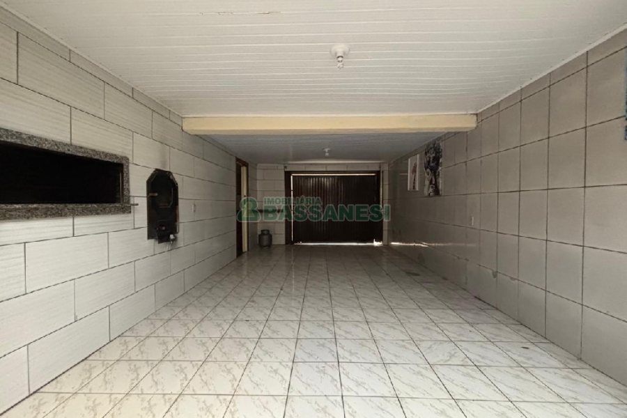 Casa Mobiliada com 140m², 3 dormitórios, 2 vagas, no bairro São Cristóvão em Caxias do Sul para Alugar