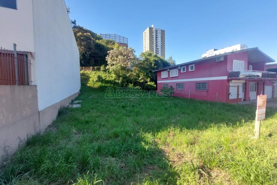 Terreno, no bairro São Leopoldo em Caxias do Sul para Comprar