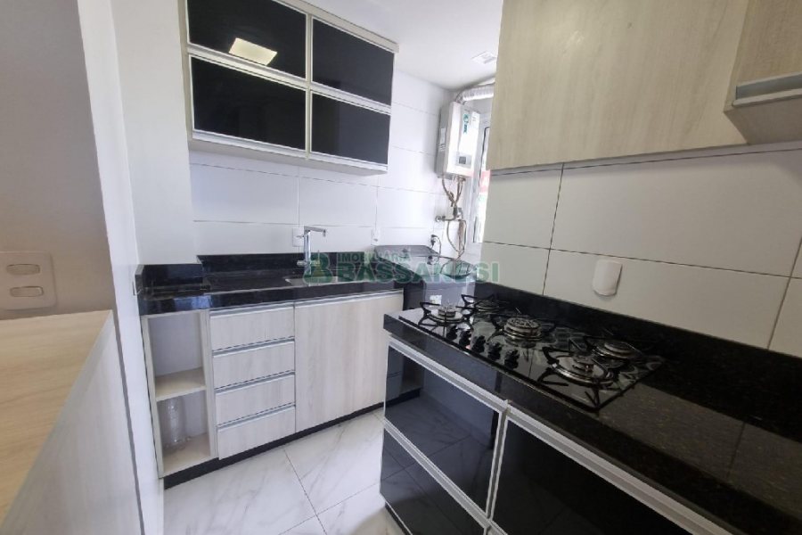 Apto Mobiliado com 67m², 2 dormitórios, 1 vaga, no bairro Panazzolo em Caxias do Sul para Alugar