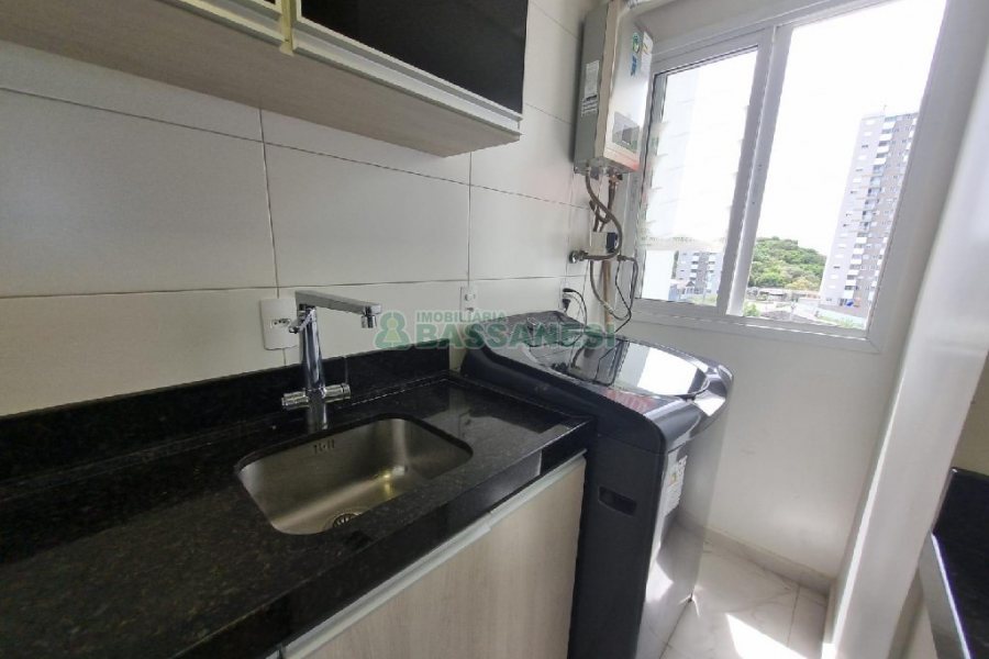 Apto Mobiliado com 67m², 2 dormitórios, 1 vaga, no bairro Panazzolo em Caxias do Sul para Alugar