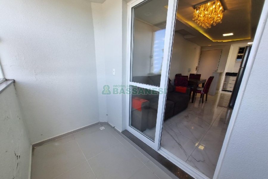 Apto Mobiliado com 67m², 2 dormitórios, 1 vaga, no bairro Panazzolo em Caxias do Sul para Alugar