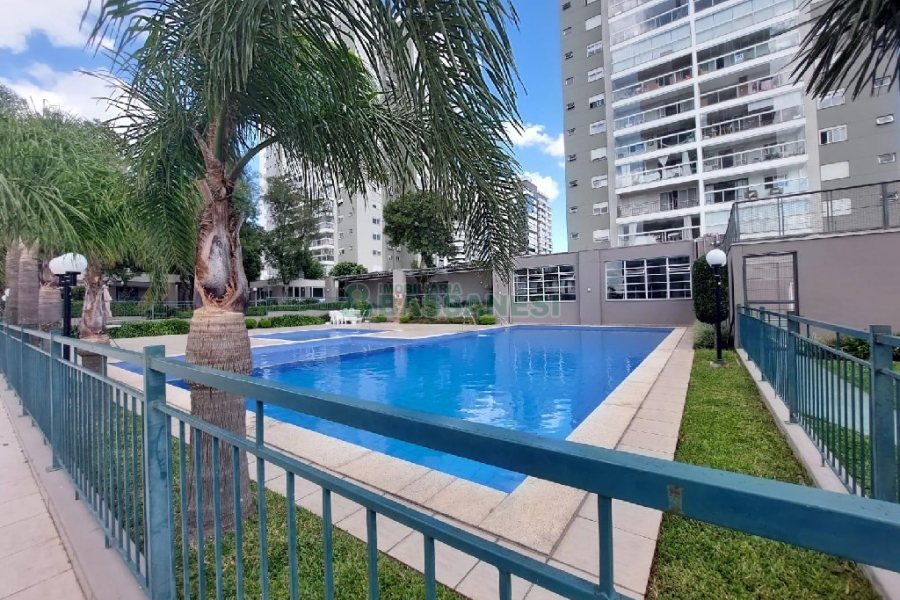 Apartamento com 114m², 3 dormitórios, 2 vagas, no bairro Universitário em Caxias do Sul para Alugar