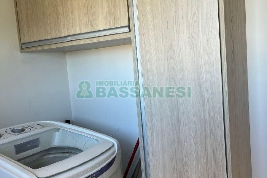 Apartamento com 114m², 3 dormitórios, 2 vagas, no bairro Universitário em Caxias do Sul para Alugar