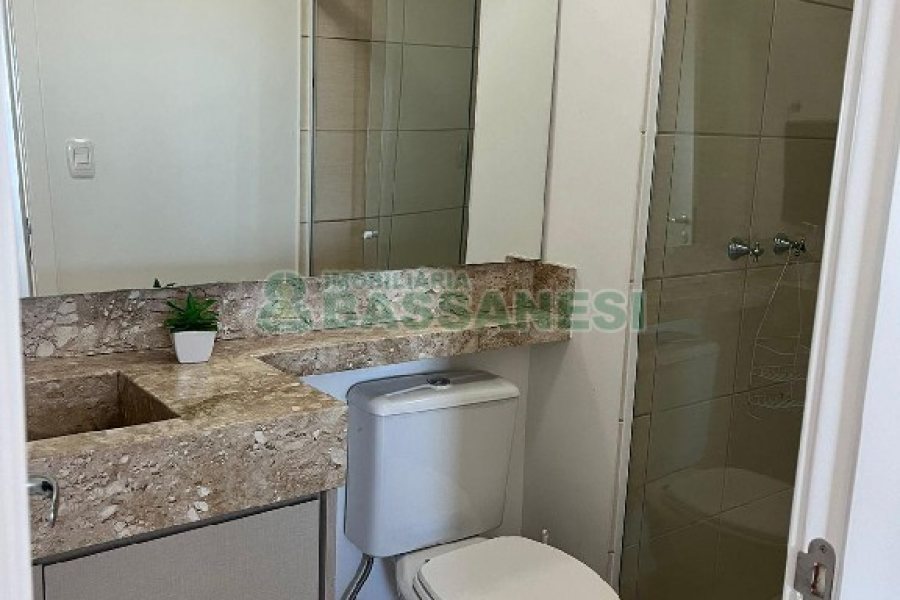 Apartamento com 114m², 3 dormitórios, 2 vagas, no bairro Universitário em Caxias do Sul para Alugar